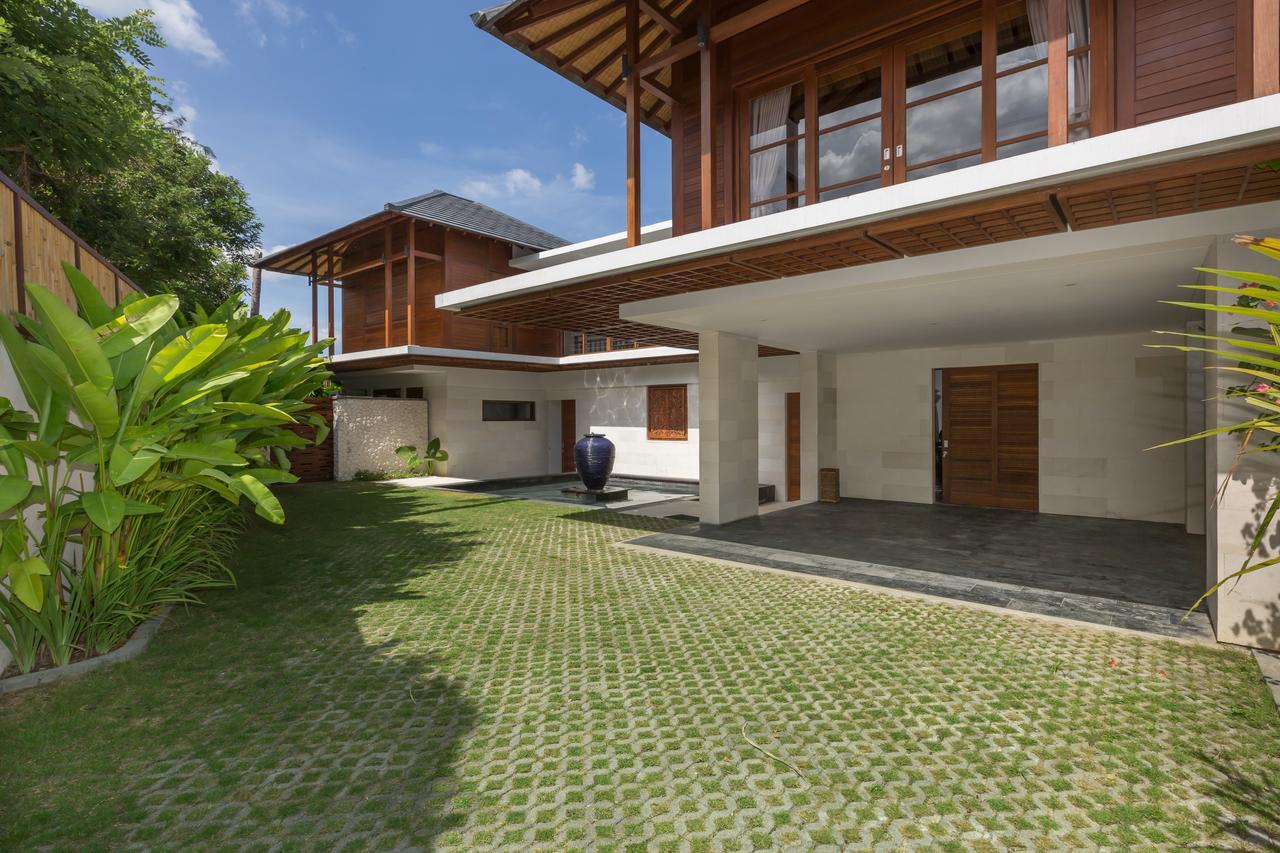 Villa Rusa Biru - Modern Villa With Private Pool And Cook In The Heart Of Berawa Canggu  Bagian luar foto