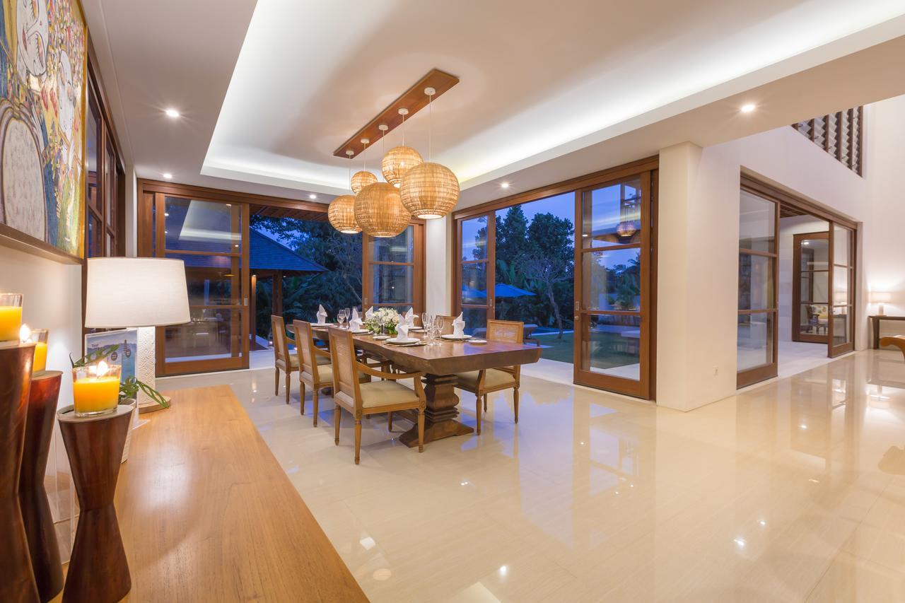 Villa Rusa Biru - Modern Villa With Private Pool And Cook In The Heart Of Berawa Canggu  Bagian luar foto