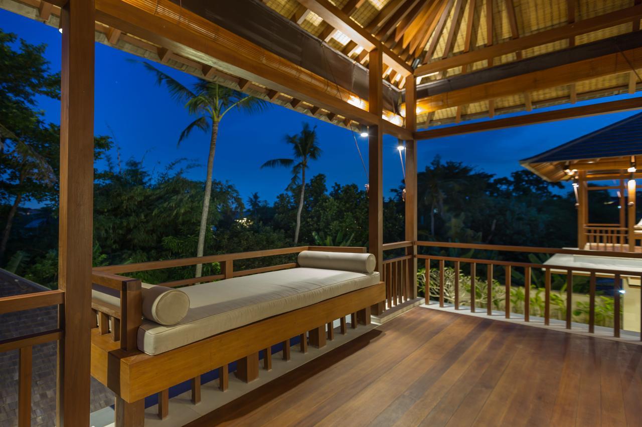 Villa Rusa Biru - Modern Villa With Private Pool And Cook In The Heart Of Berawa Canggu  Bagian luar foto