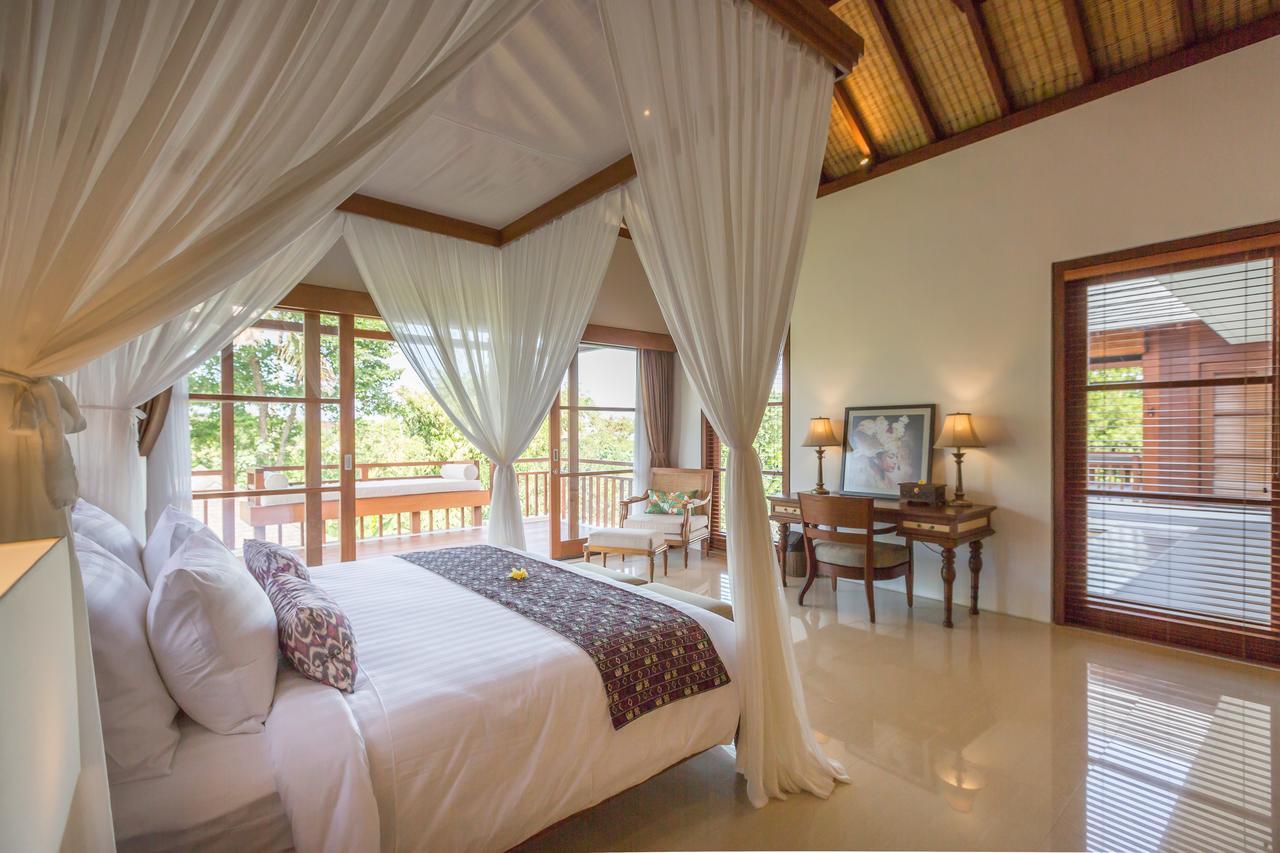 Villa Rusa Biru - Modern Villa With Private Pool And Cook In The Heart Of Berawa Canggu  Bagian luar foto
